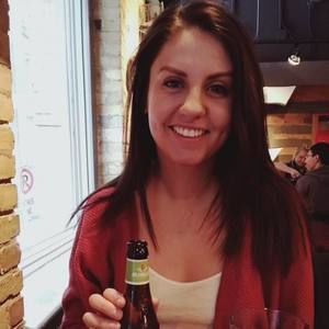 Meet your Posher, Claudia